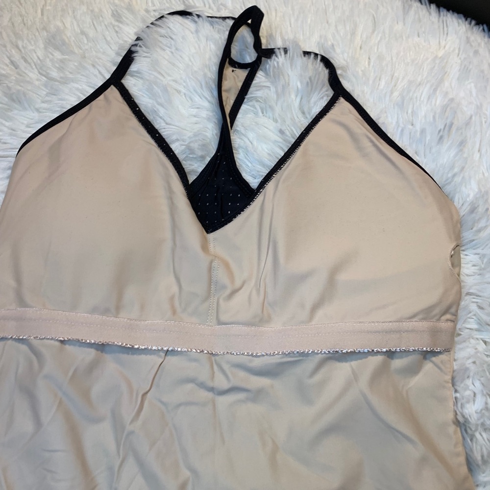 Swimsuit - Picture 4 of 4